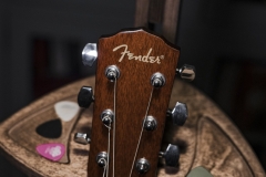 Stand-Guitar_021